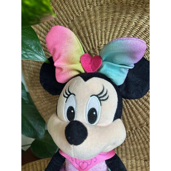 Disney Junior Minnie Mouse Sparkle and Sing Minnie Mouse, Large - Picture 2 of 10
